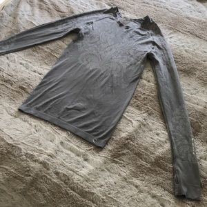 Long sleeve workout top